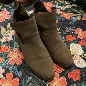 Women’s Suede Booties Size 10 Me Too